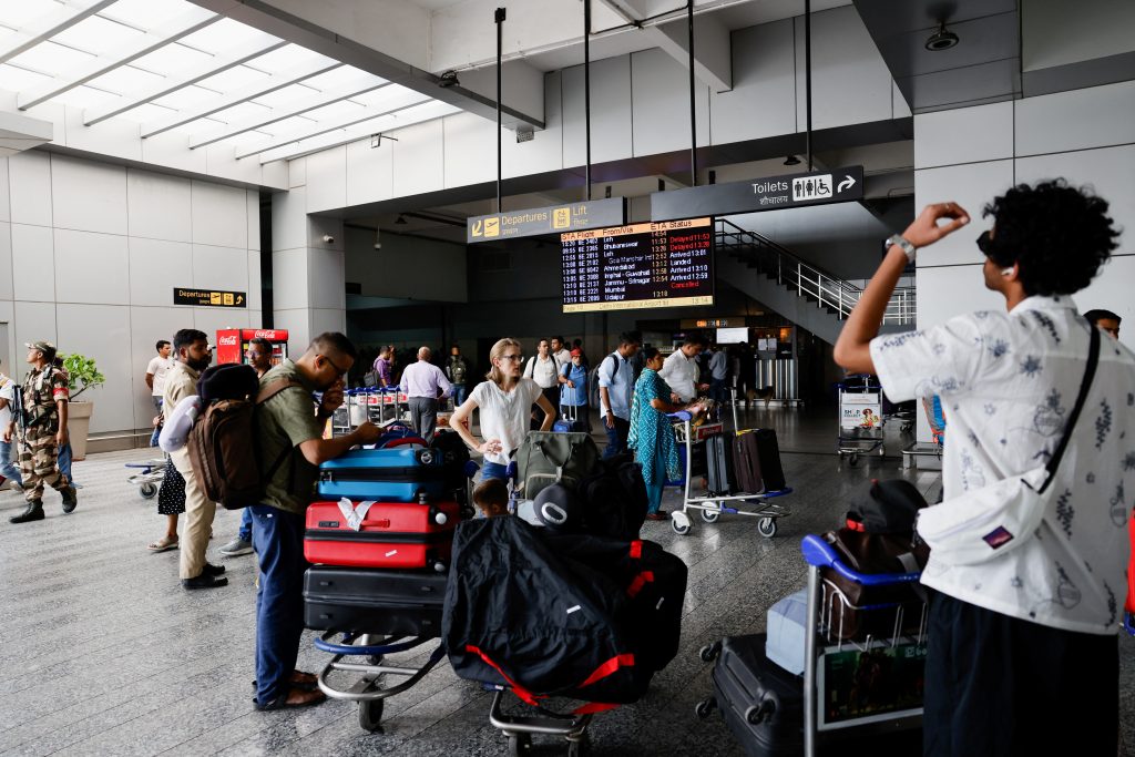 Ινδία: Αυξάνονται οι ταξιδιώτες προς το εξωτερικό – Ποιες περιοχές διαλέγουν