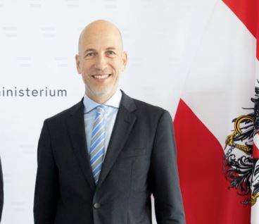 Αυστρία: Νέος διοικητής της κεντρικής τράπεζας ο Μάρτιν Κότσερ