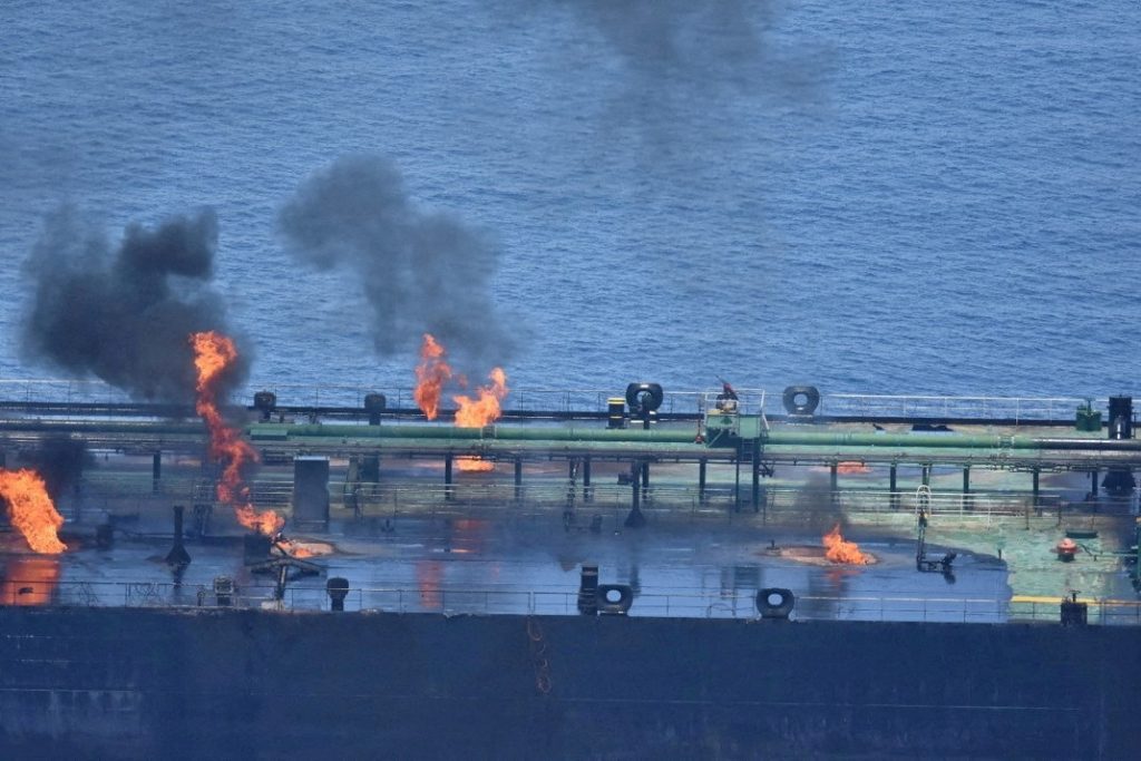 Oil Spill Risk Looms After Houthi Attack on Greek Tanker Sounion