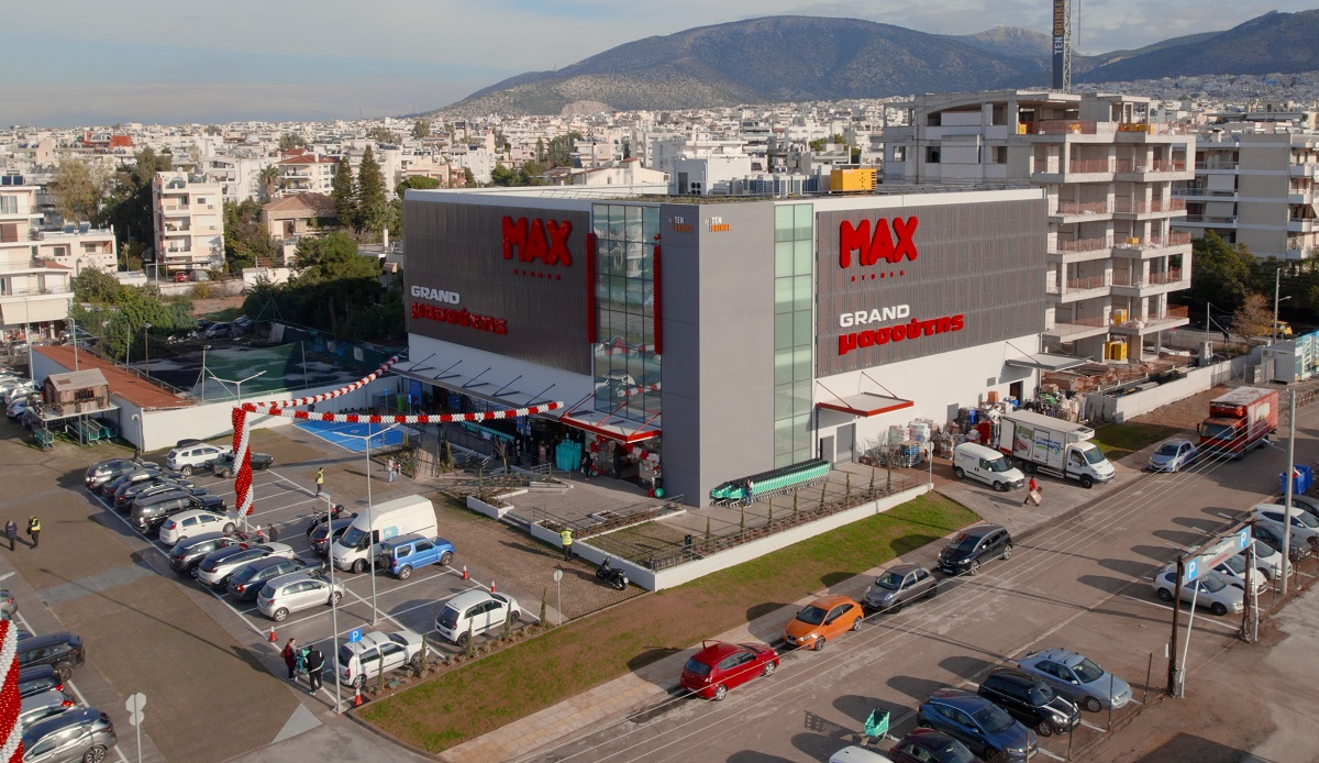 max stores