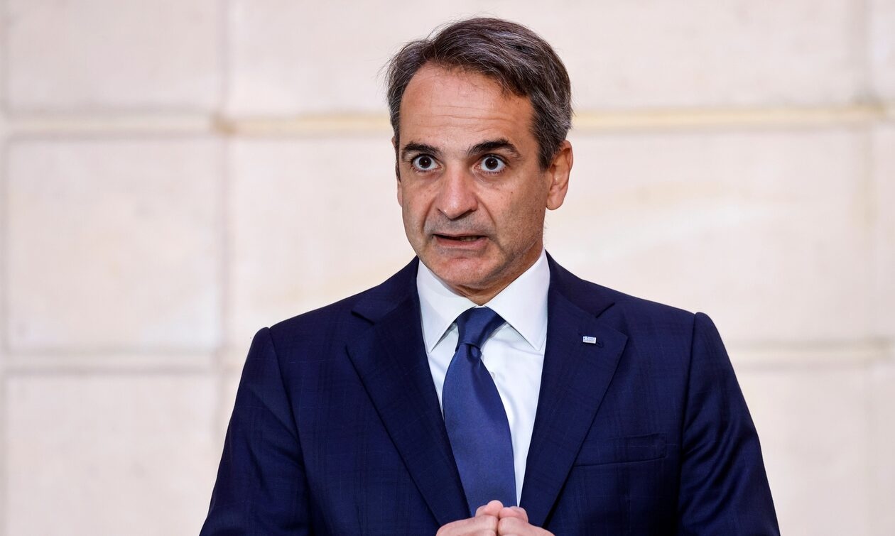 Greek PM Mitsotakis Announces Interventions in Banking Sector