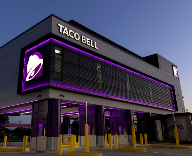 Taco Bell: Βρήκε το μυστικό για να ξαναφέρει πελάτες στο γρήγορο φαγητό;