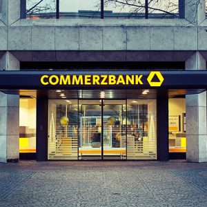 Commerzbank: Οι 4 κίνδυνοι που μπορεί να εμφανιστούν αναπάντεχα το 2025