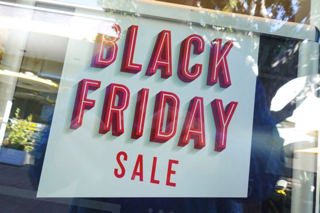 Black Friday-Cyber Monday: Ένας στους 2 Έλληνες σχεδιάζει να κάνει αγορές – Τι βλέπει η EY Ελλάδος