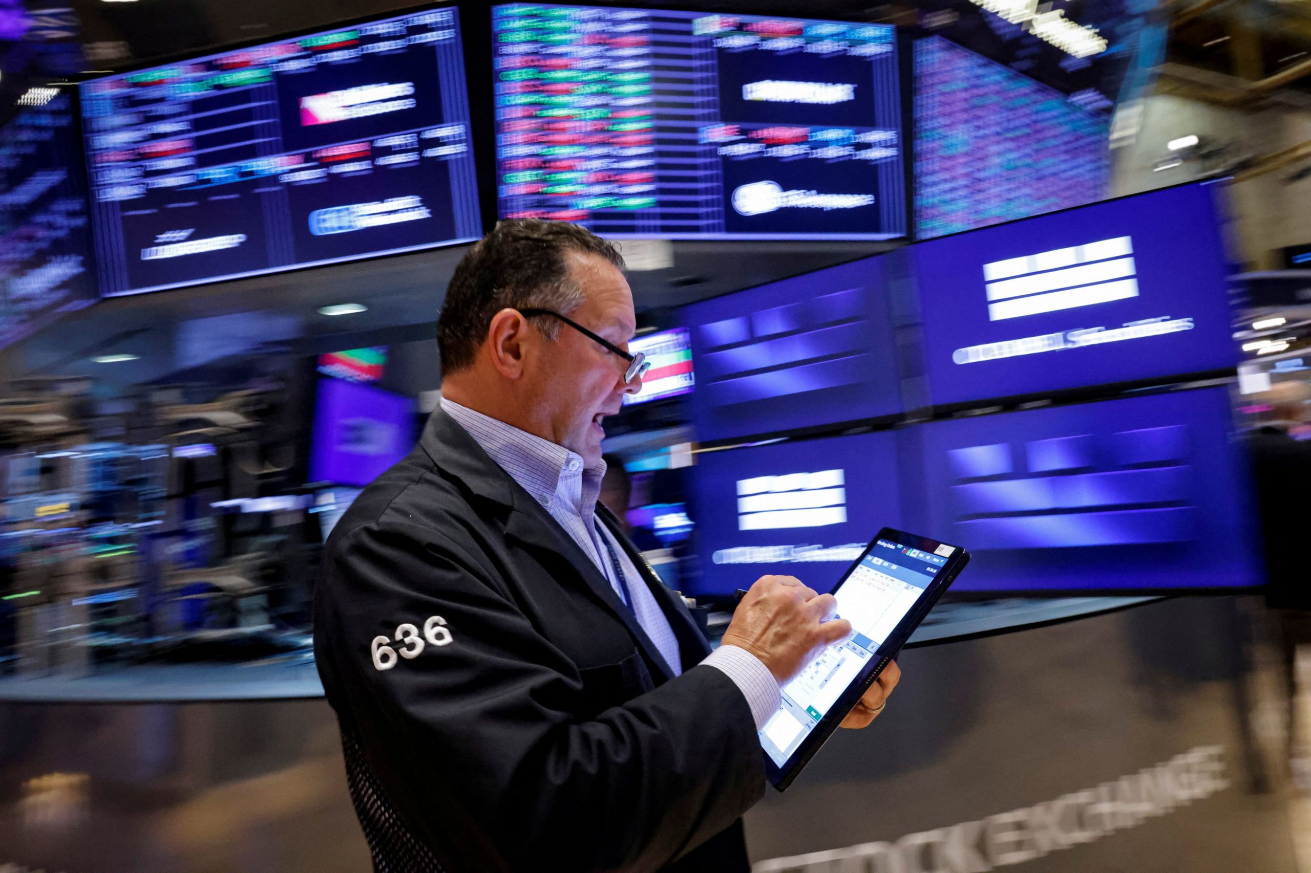 Wall Street: Σε ιστορικά υψηλά ο Dow Jones, πτώση για τον Nasdaq