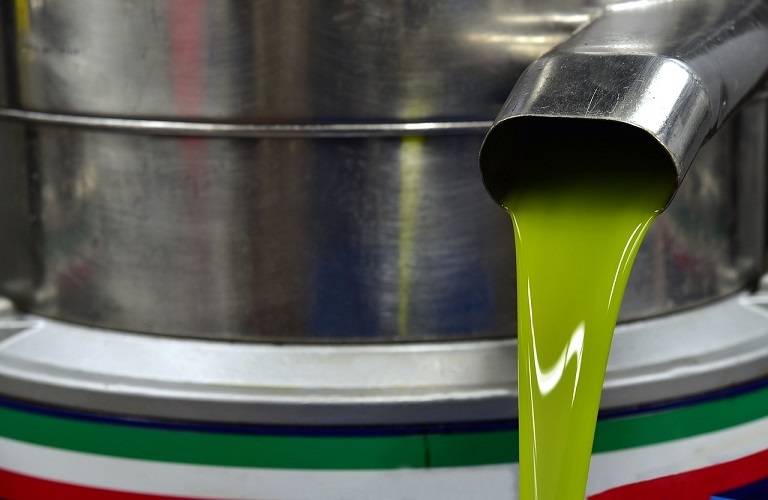 Olive Oil: First Contract of the Year at €10.20 per Kilo