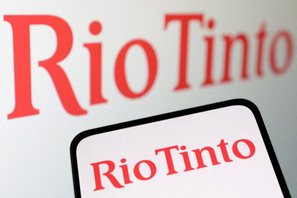 Rio Tinto: «Έντονη επιθυμία» να επενδύσει περισσότερα στις ΗΠΑ