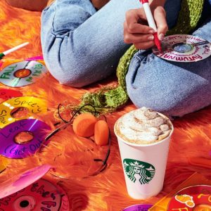 Starbucks: Τα κακά νέα, η προειδοποίηση για τη Nike και η υπενθύμιση στους επενδυτές