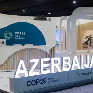 COP29: Ποιος θα πληρώσει για την κλιματική αλλαγή; Σκληρές κόντρες στη σύνοδο του Μπακού