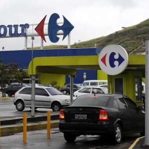 Carrefour: Προμηθευτές κρέατος σταματούν τις παραδόσεις σε καταστήματα της Βραζιλίας