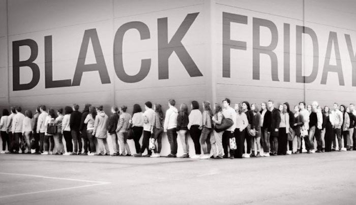 Black Friday: Μύθοι και αλήθειες – Οι μαύρες τρύπες της NASA και ο Έλληνας καταναλωτής