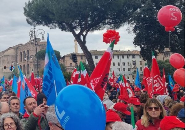 Ιταλία: Γενική απεργία κατά του προϋπολογισμού