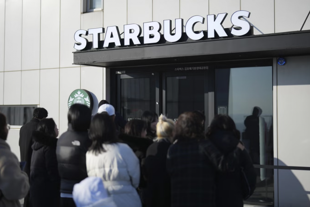 Starbucks: Πώς ένα νέο κατάστημα «συνδέει» Βόρεια και Νότια Κορέα