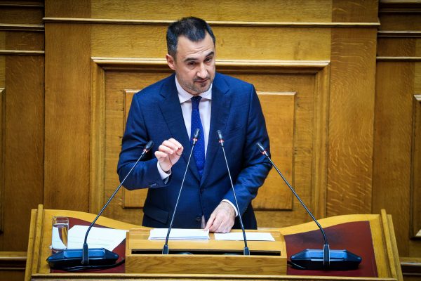 Προϋπολογισμός: Σήμερα ψηφίζεται στη Βουλή – Δείτε live