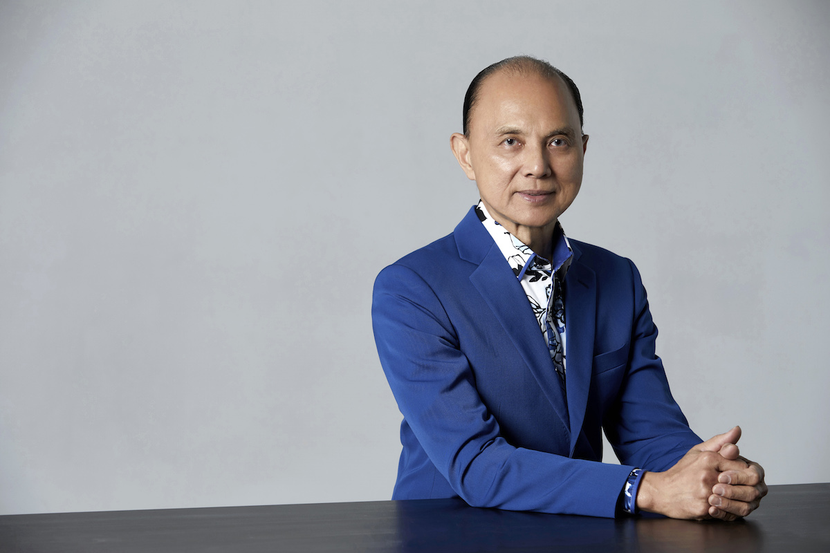 Jimmy Choo: Πώς προετοιμάζει την επόμενη γενιά σχεδιαστών – Ο ρόλος της τεχνητής νοημοσύνης