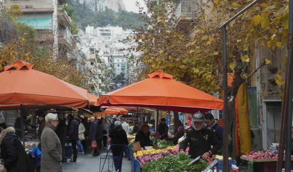 FT:Η λαϊκή της Καλλιδρομίου στα Εξάρχεια, στις καλύτερες αγορές τροφίμων του κόσμου