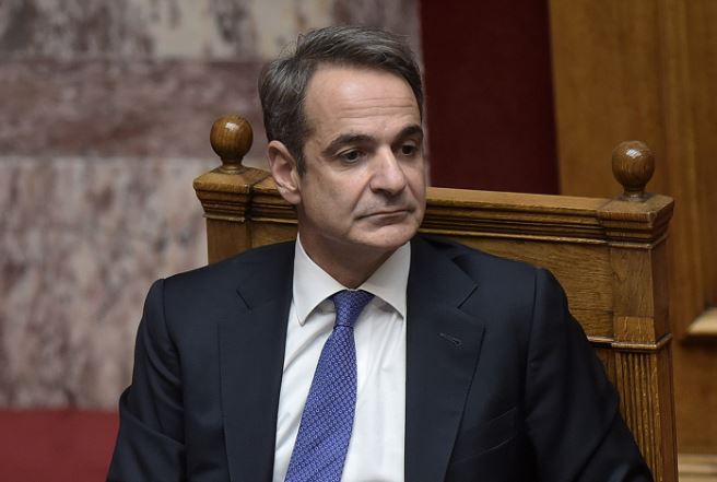 PM Mitsotakis Outlines 2025 Goals for Growth and National Interests