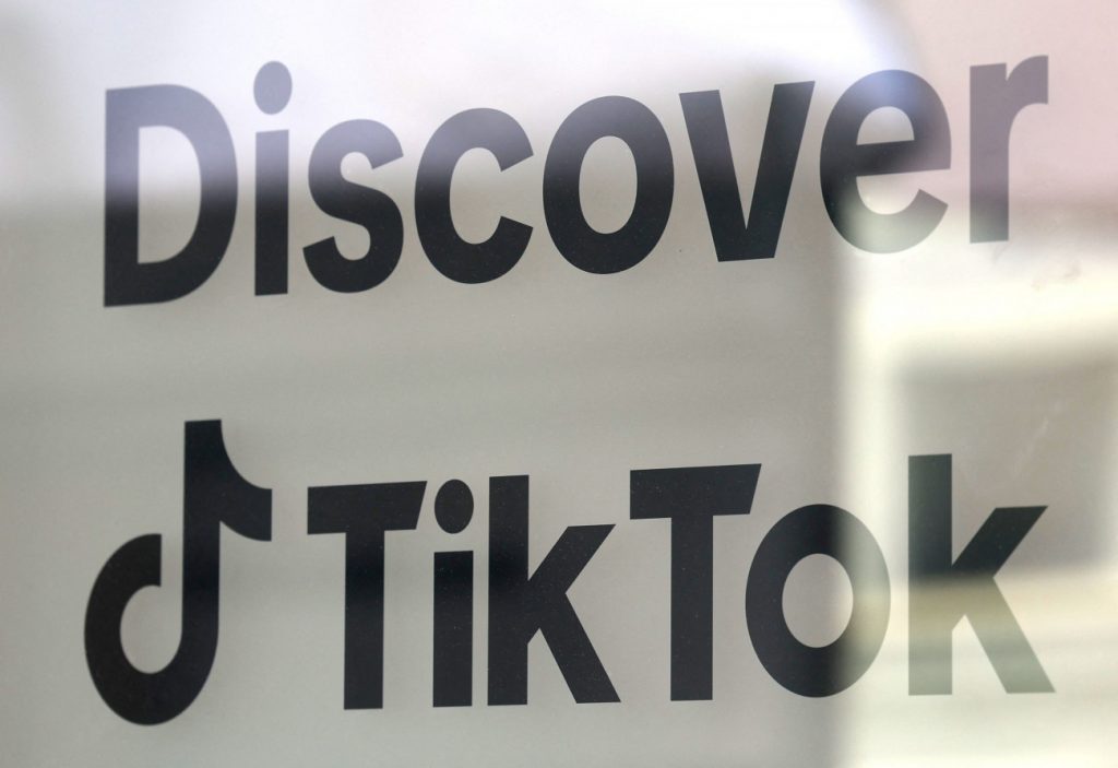 TikTok: Θα μπορούσε ο Τραμπ να γίνει ο σωτήρας του; – Αντίστροφα μετρά ο χρόνος για την παύση της εφαρμογής