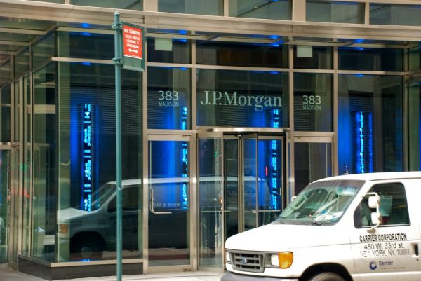 JPMorgan: Σχεδιάζει μεγάλη ανακαίνιση ουρανοξύστη στο Μανχάταν