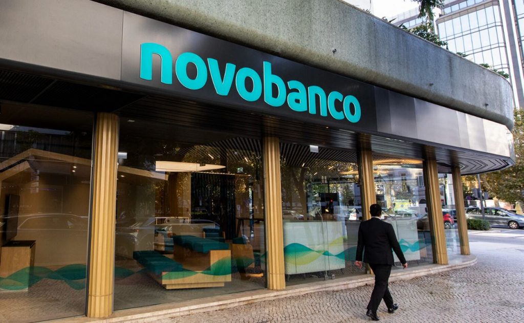 Novo Banco: Προς πώληση, μέσω δημόσιας προσφοράς το 30% της πορτογαλικής τράπεζας