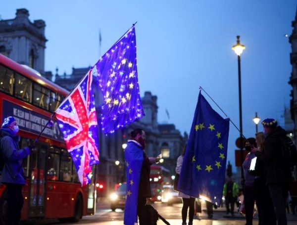 Brexit: Ανάγκη για νέα συμφωνία μετά τη βουτιά στο εμπόριο Βρετανίας – ΕΕ