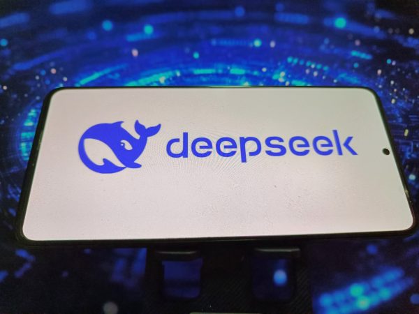 DeepSeek: Η κινεζική startup τεχνητής νοημοσύνης στόχος μεγάλης κυβερνοεπίθεσης