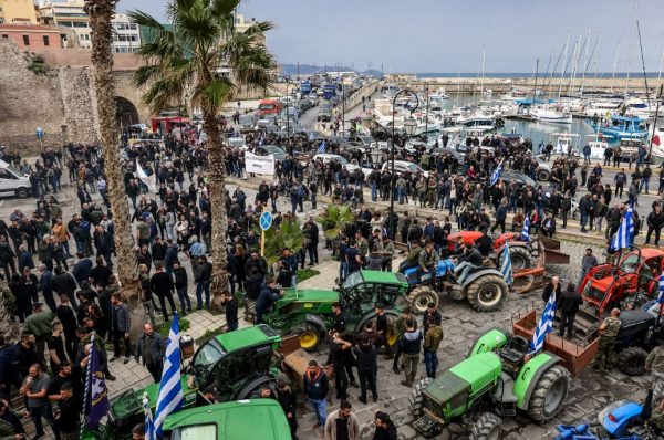 Παγκρήτια Συντονιστική Επιτροπή: Τι συζητήθηκε στη συνάντηση αγροτών στο υπουργείο Αγροτικής Ανάπτυξης