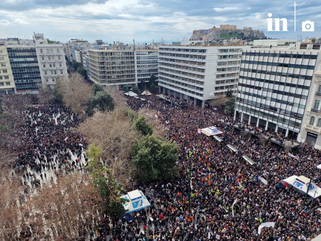 Τέμπη: Γράφτηκε ιστορία σε δρόμους και πλατείες όλης της χώρας  – Οι μεγαλύτερες συγκεντρώσεις όλων των εποχών