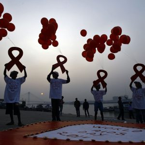 Νότια Αφρική – AIDS: 500.000 νεκροί επιπλέον στη δεκαετία εάν κοπούν τα αμερικανικά κονδύλια