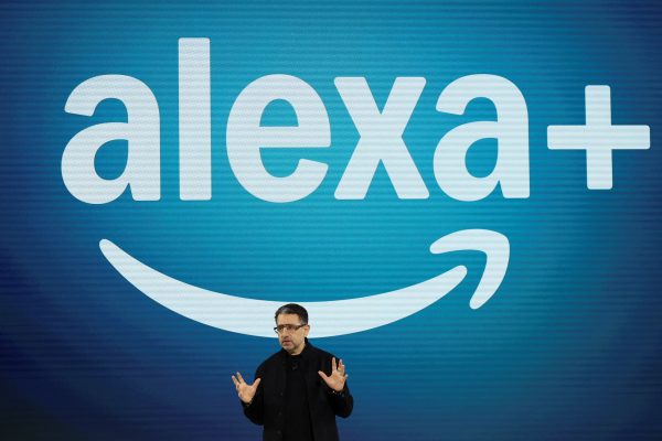 Amazon: Αποκαλυπτήρια για την ανανεωμένη Alexa με χαρακτηριστικά AI