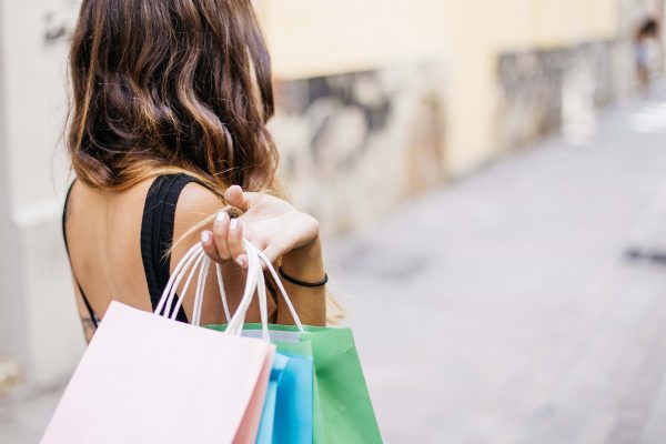 Greece’s Retail Sector Turnover Sees 2.4% Growth in 2024