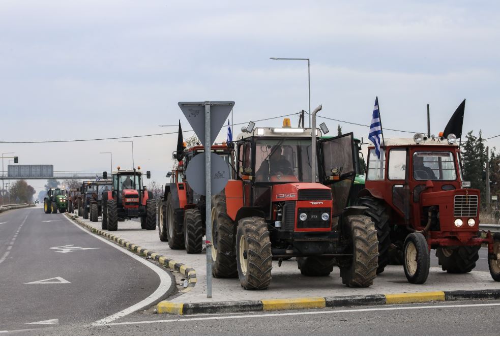 Θεσσαλία: Αποφασίζουν για τα μπλόκα οι αγρότες – Πού θα πραγματοποιηθούν συνελεύσεις