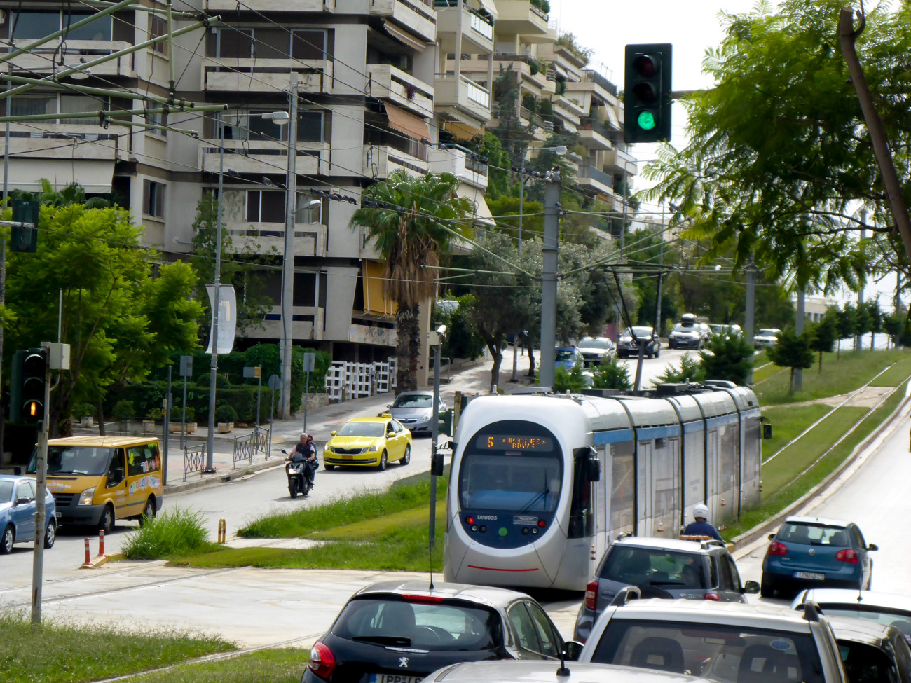 25η Μαρτίου: Αλλαγές σε Μετρό και Τραμ λόγω παρελάσεων