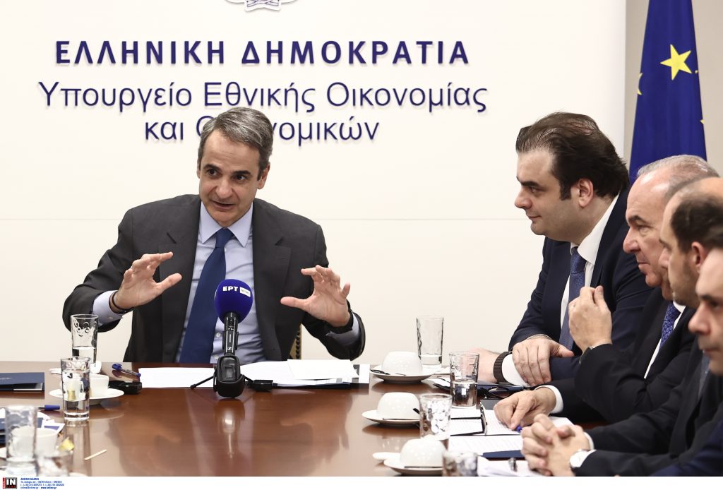 Μητσοτάκης: Μειώσεις φόρων χωρίς να αποκλίνουμε από τη δημοσιονομική σταθερότητα