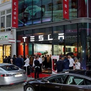 Tesla: Βουτιά 76% των πωλήσεων στη Γερμανία μετά τις παρεμβάσεις Μασκ