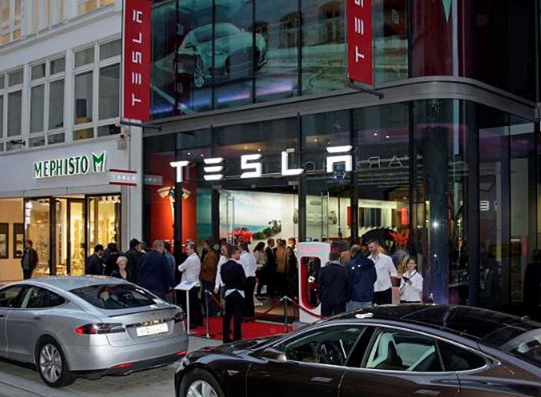 Tesla: Βουτιά 76% των πωλήσεων στη Γερμανία μετά τις παρεμβάσεις Μασκ